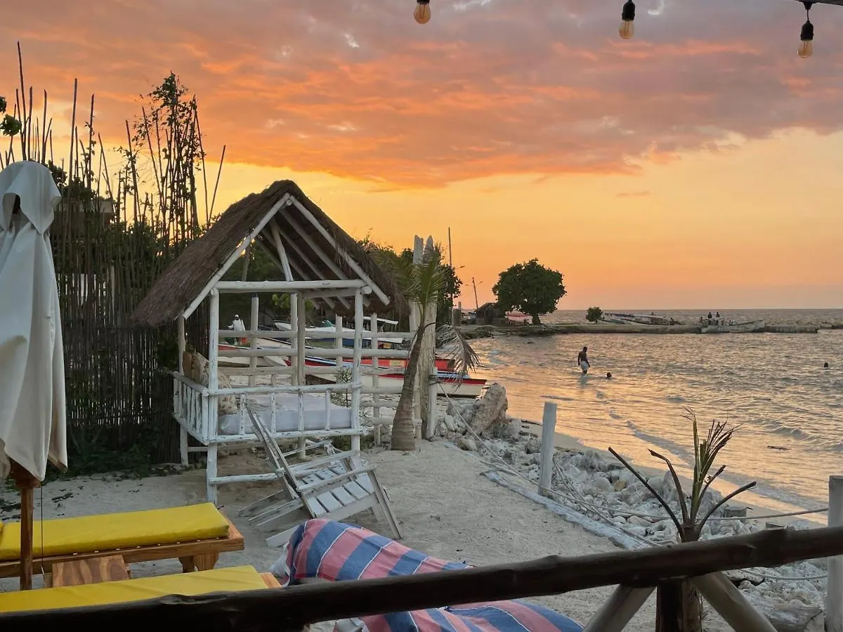 Mira Mira Beach Cartagena 0*,  Colombia