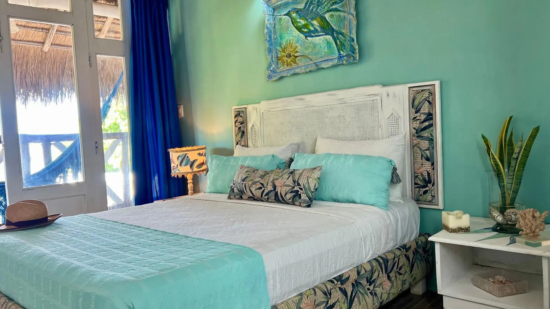 Mira Mira Beach Cartagena