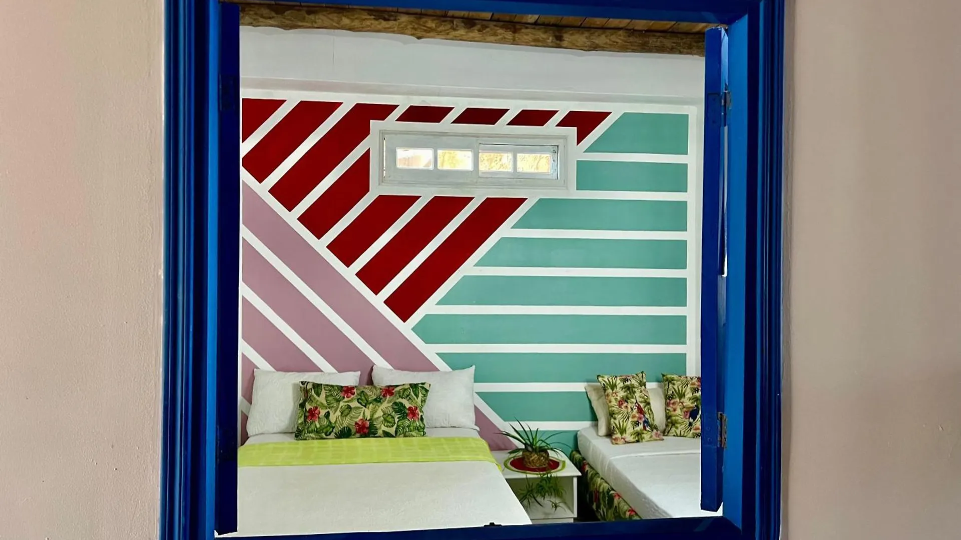 Hostal Mira Mira Beach Cartagena