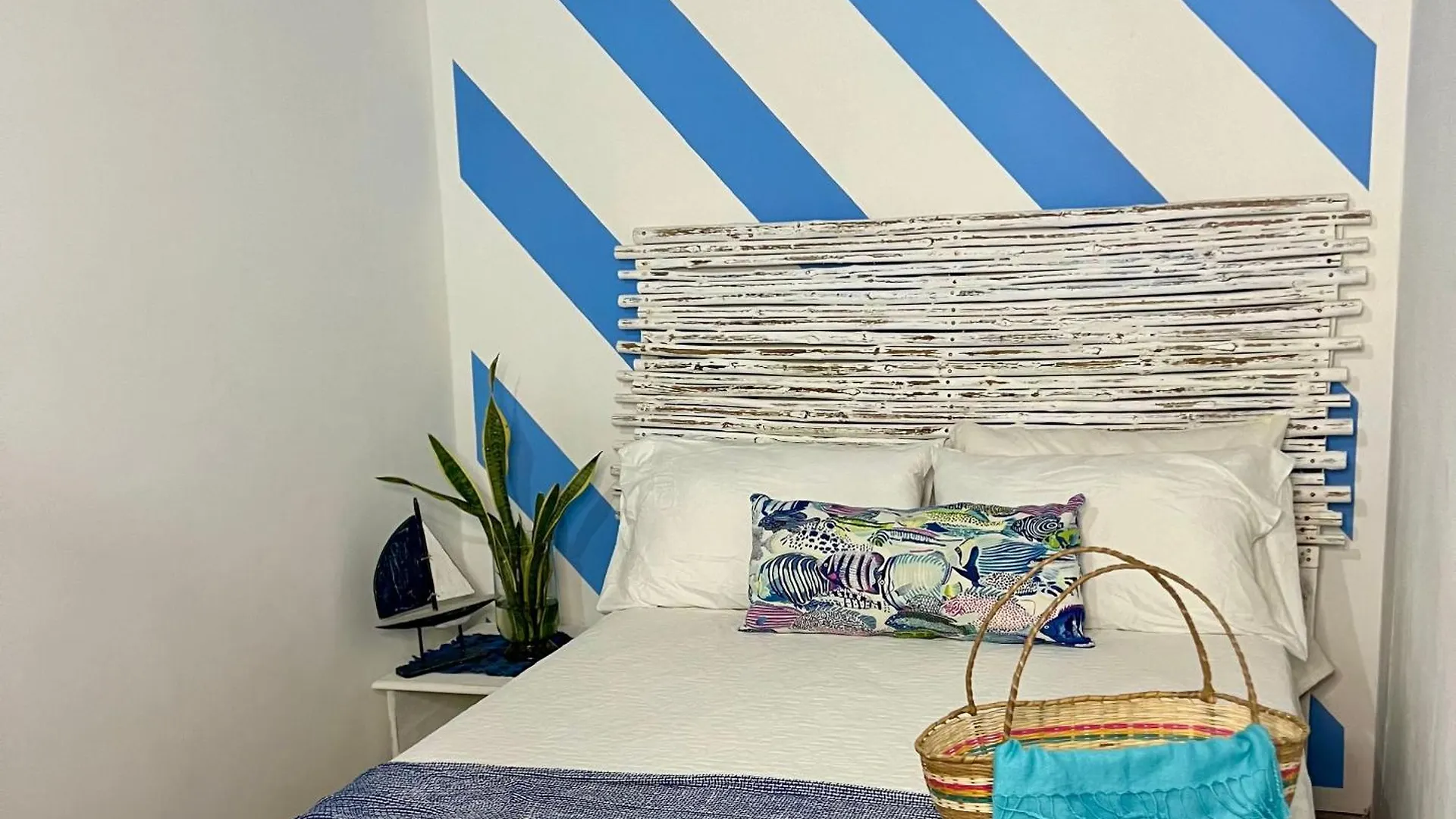 Hostel Mira Mira Beach Cartagena Colombia