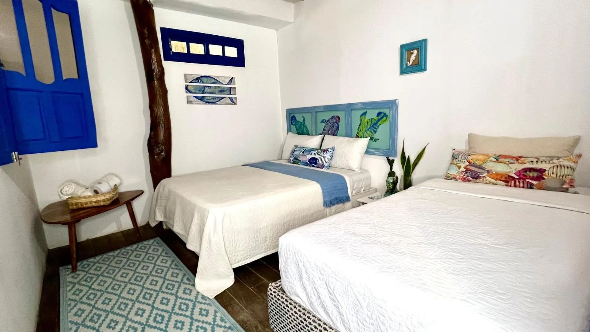 Mira Mira Beach Cartagena 0*,